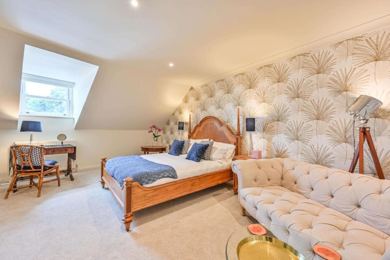 Lisburne Place - Luxury Three Bedroom Town House Holiday home